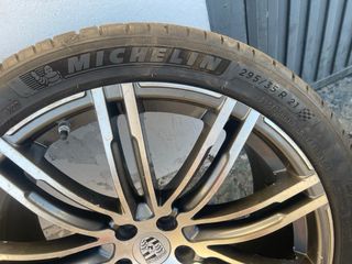 Llantas Porsche 295/35 R21 Michelin Pilot Sport 4