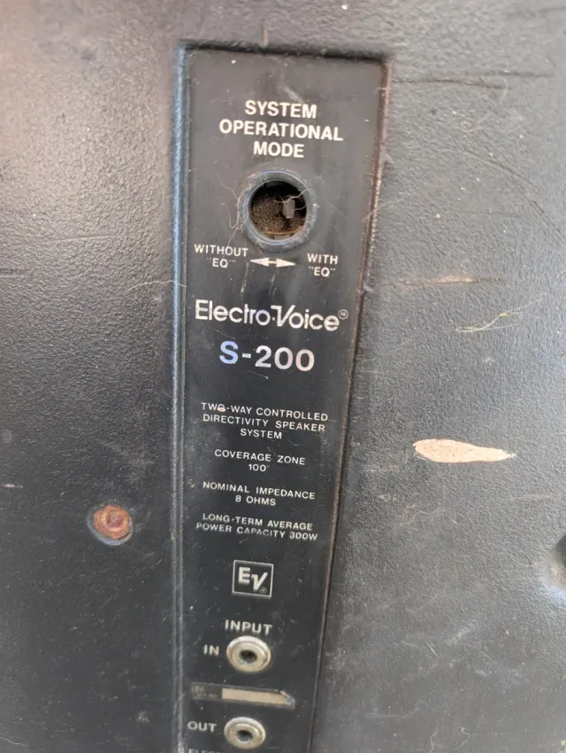 Altavoces Retro Electro Voice S-200