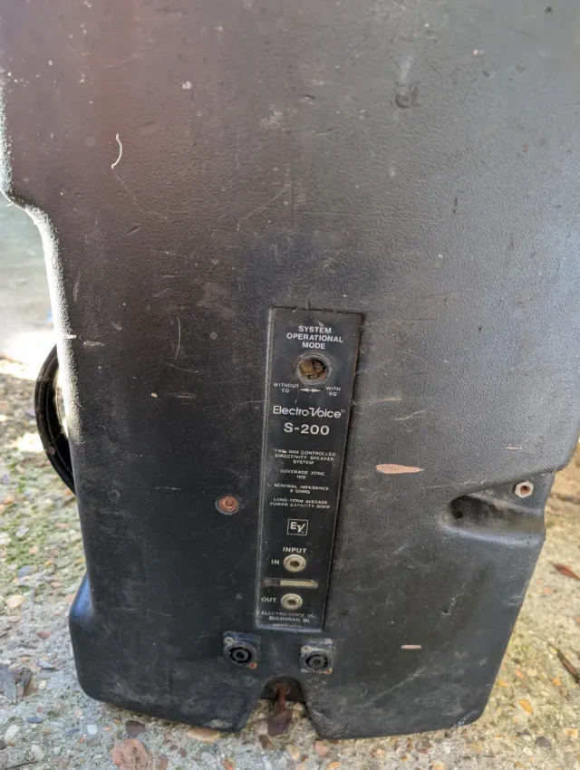 Altavoces Retro Electro Voice S-200