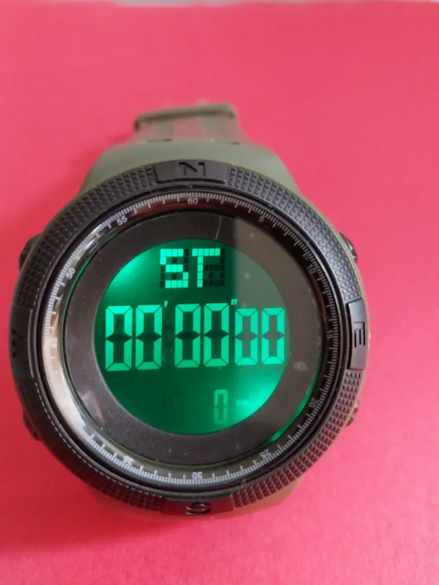 Relógio Esportivo Militar Novo