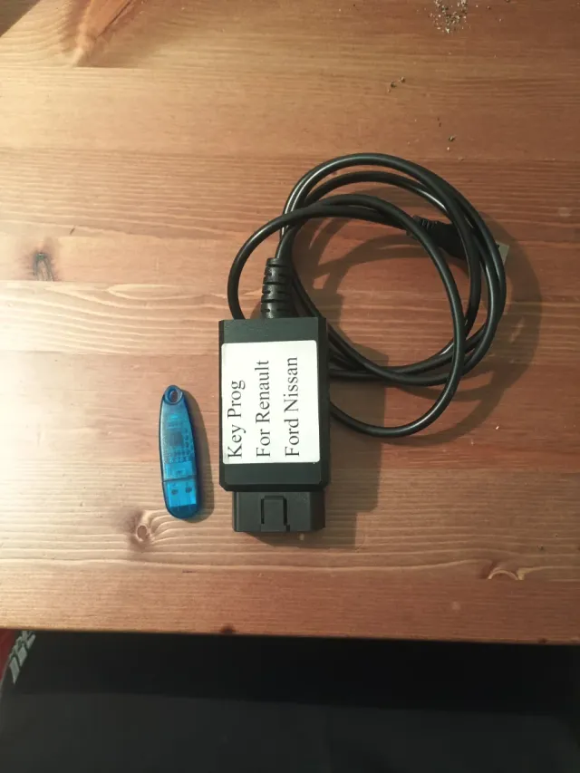 Clonador llaves USB OBD Renault Ford Nissan