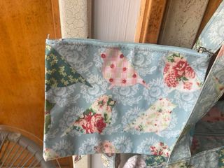 Bolsa de tela plastificada con estampado de pájaro