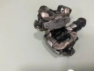 Pedales y calas Shimano