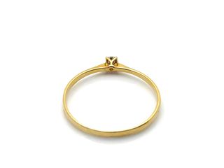 anillo oro 18k con piedra con diamante
