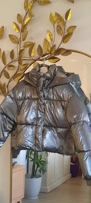 Bomber plateada Zara Talla M