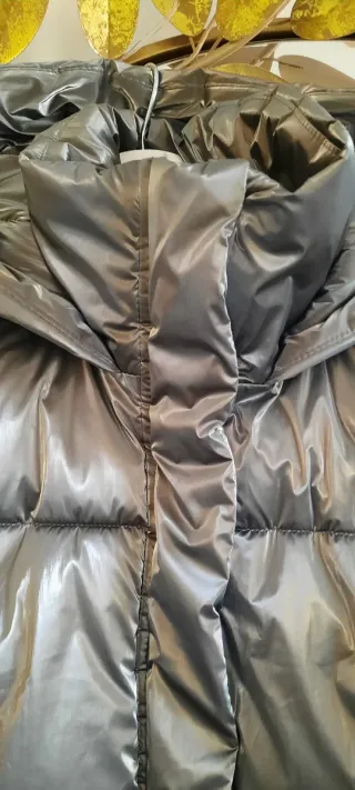 Bomber plateada Zara Talla M