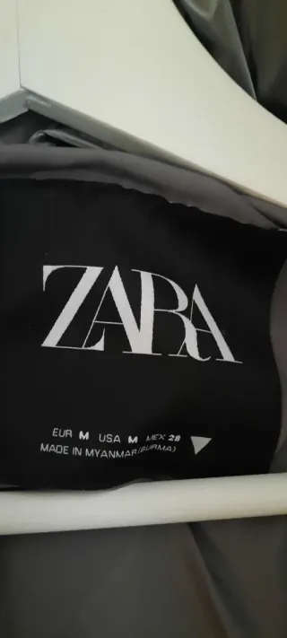 Bomber plateada Zara Talla M