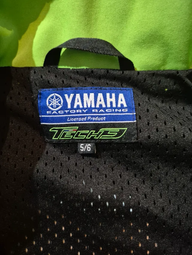 Chaqueta Yamaha Tech3 Talla 5-6 NUEVA