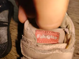 2 paia scarpe bambina nr 20