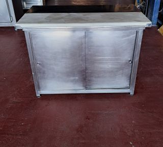 Mesa de trabajo inox 2 puertas correderas
