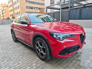 Alfa Romeo Stelvio 2023