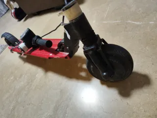 Repuestos Patinete Eléctrico Rojo