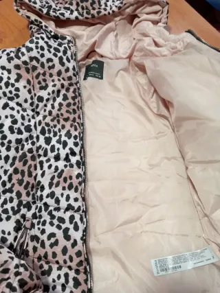 Cazadora con estampado de leopardo