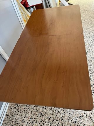 Tavolo da pranzo o cucina in legno