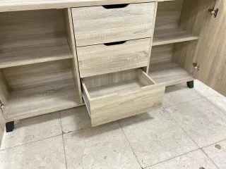 APARADOR CON DOS PUERTAS Y 3 CAJONES NUEVO