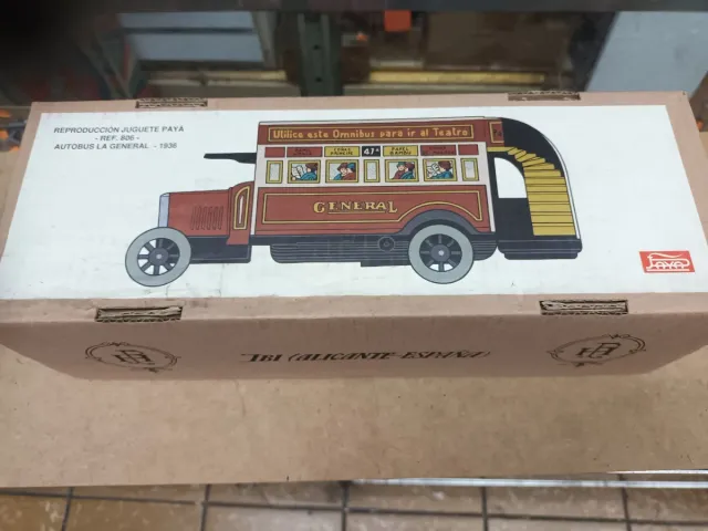 Autobus Paya 806 La General 1936 in lamiera