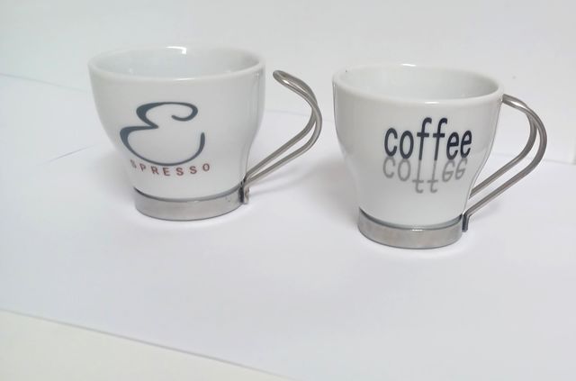 2 Tazas Café con Asa Metálica