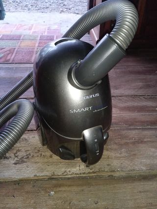 Aspiradora Taurus SMART Ultracompact
