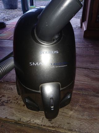 Aspiradora Taurus SMART Ultracompact