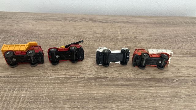 Camion Grua Pluma e Carichi