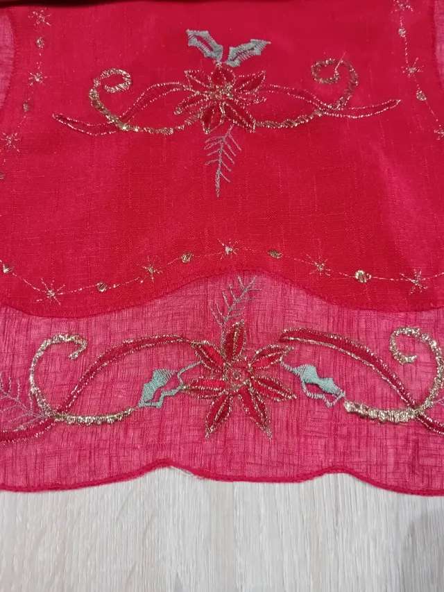 Centrotavola Natalizio Rosso e Oro