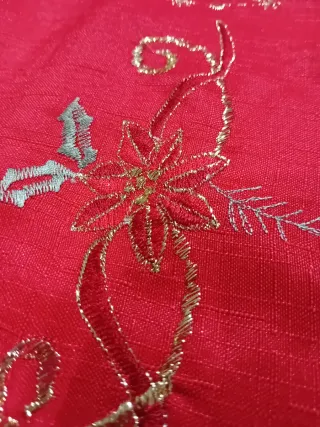 Centrotavola Natalizio Rosso e Oro