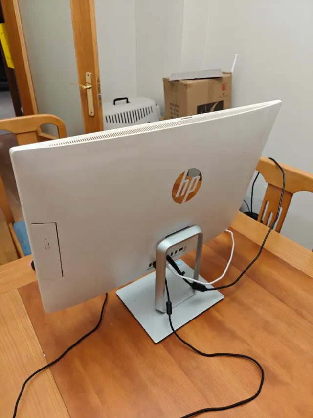 HP All in One 24 Plata/Blanco