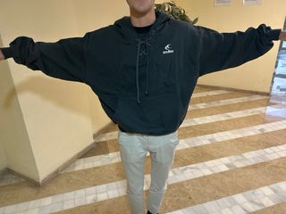 Sudadera Scuffers Negra con capucha talla M