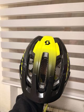 Casco SCOTT bici negro y amarillo