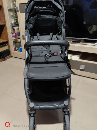 2 Carritos de bebé plegables negro