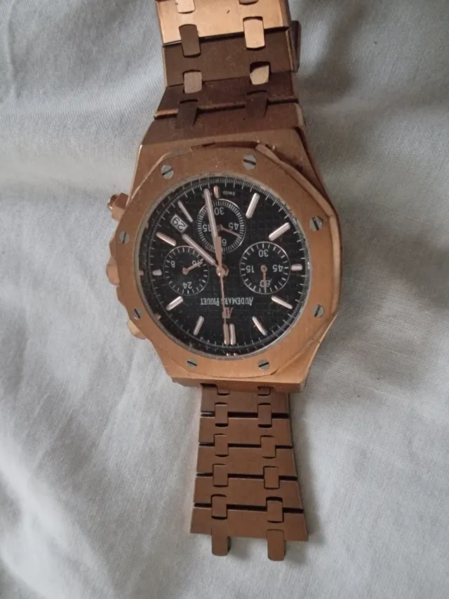 Audemars Piguet Reloj Dorado Negro