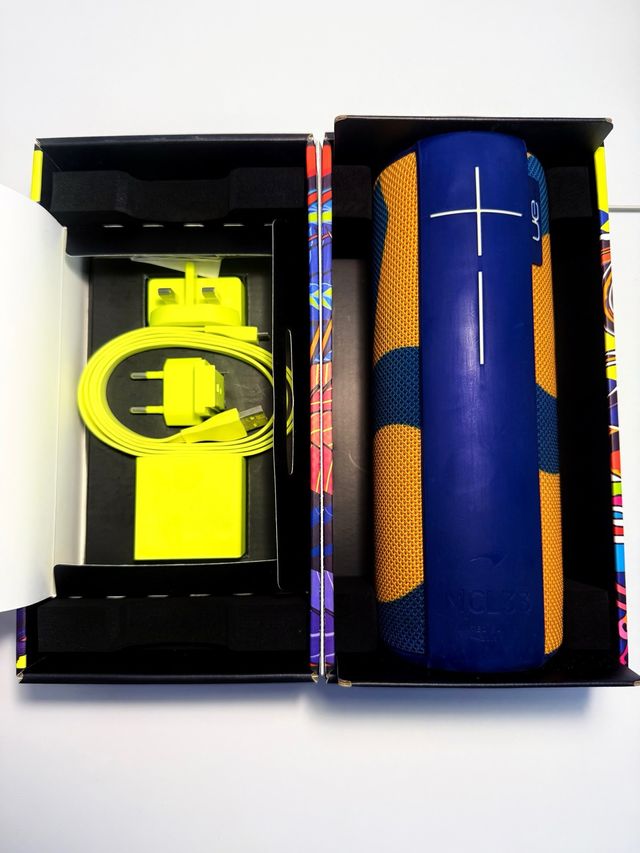 UE Megaboom Ed. Limitada McLaren MCL33 Buen Estado