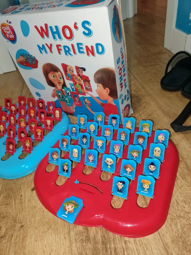 Juego Quién es Quién Who's My Friend