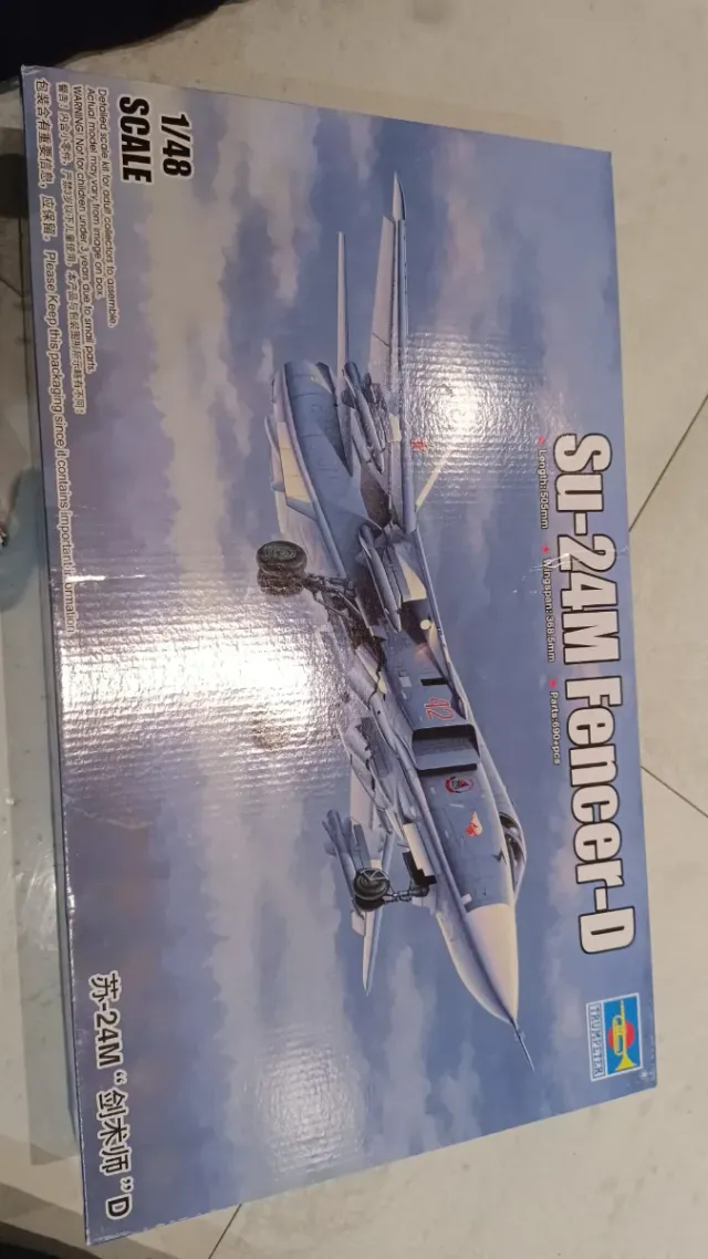 Maqueta Avión SU-24M Fencer-D 1/48