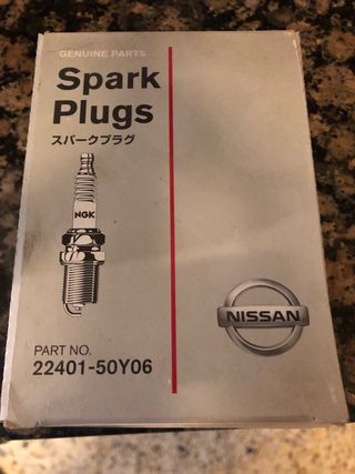 Bujías Originales Nissan 22401-50Y06 10 UNIDADES