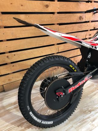 BETA MINITRIAL E20 – ELÉCTRICA INFANTIL