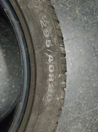 (P67) 295.40.20.106V M+S dunlop