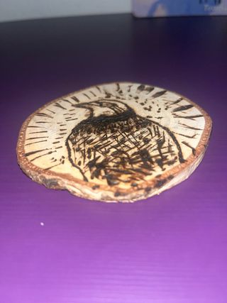 Perdiz pirograbado en madera