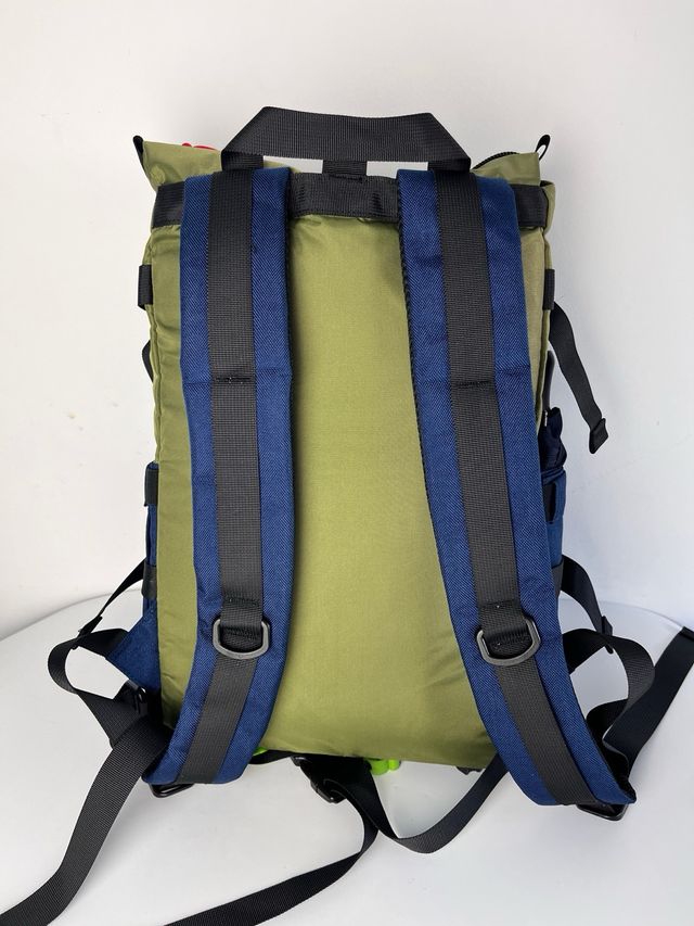 Mochila viaje Numiko Verde Oliva