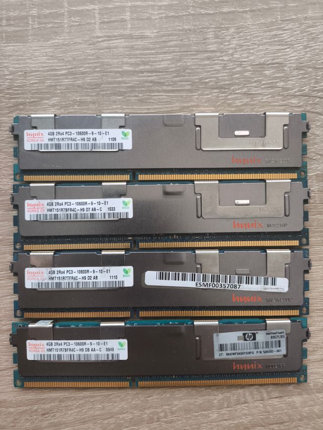 Memoria RAM 4x Hynix 4GB DDR3 PC3-10600R ECC RAM