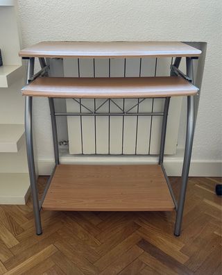 Mesa de ordenador pequeña madera y metal