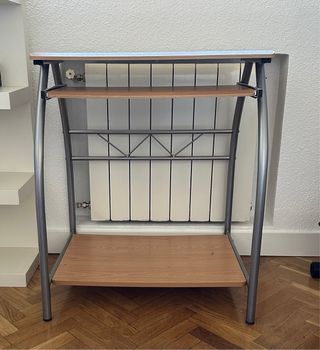 Mesa de ordenador pequeña madera y metal