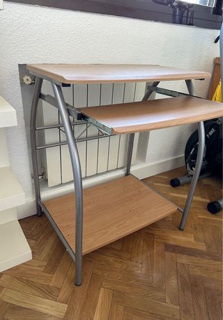 Mesa de ordenador pequeña madera y metal