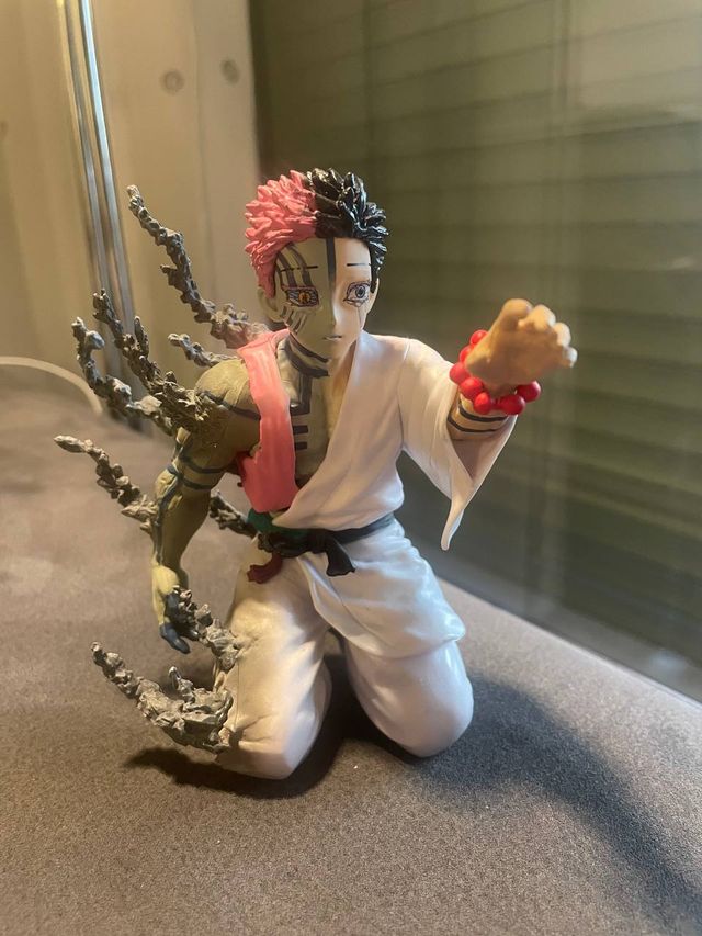 Figura Akaza Demon Slayer