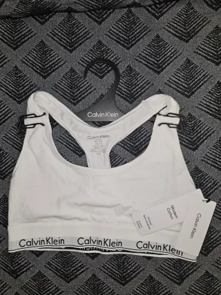 Sujetador deportivo Calvin Klein nuevo talla S