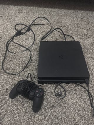 PS4 (PlayStation 4) con +100 juegos digitales