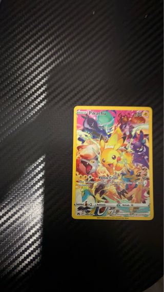 Carta Pokémon Pikachu V - Voltiocruel