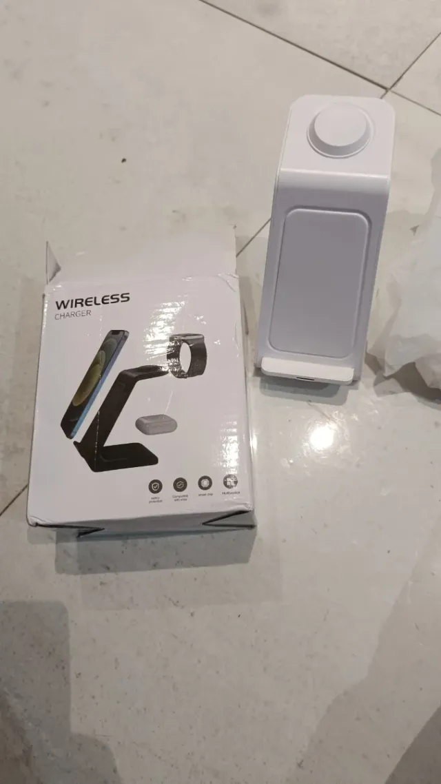 Cargador inalámbrico 3 en 1