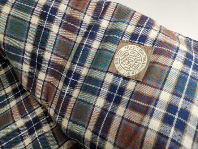 Chaleco de piel marrón