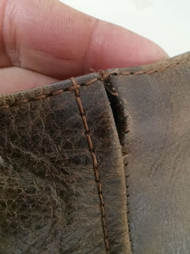 Chaleco de piel marrón